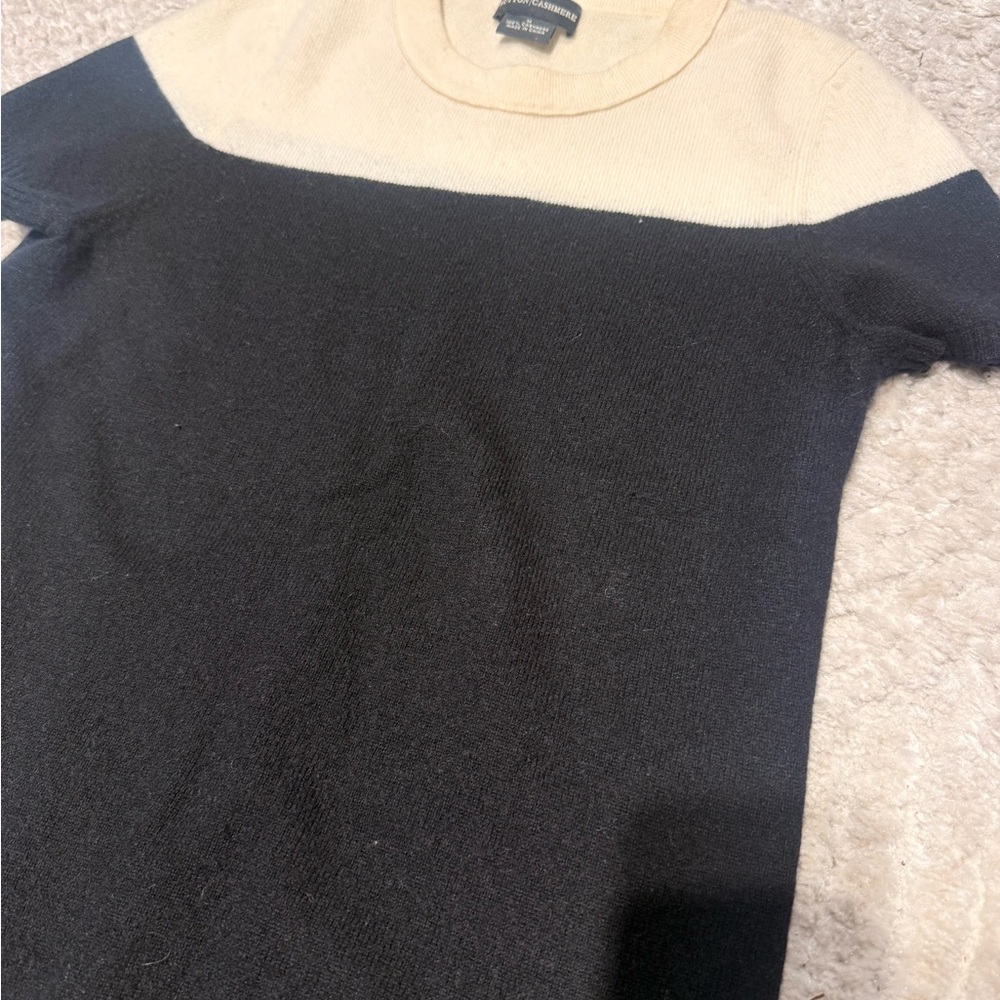 Sutton Cashmere Black and Cream Crew Neck Sweater